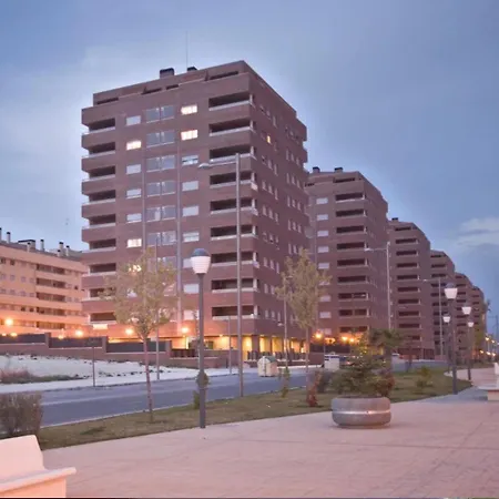Apartamento Aires De Toledo-Parque Warner Y Madrid En Familia Exterior foto