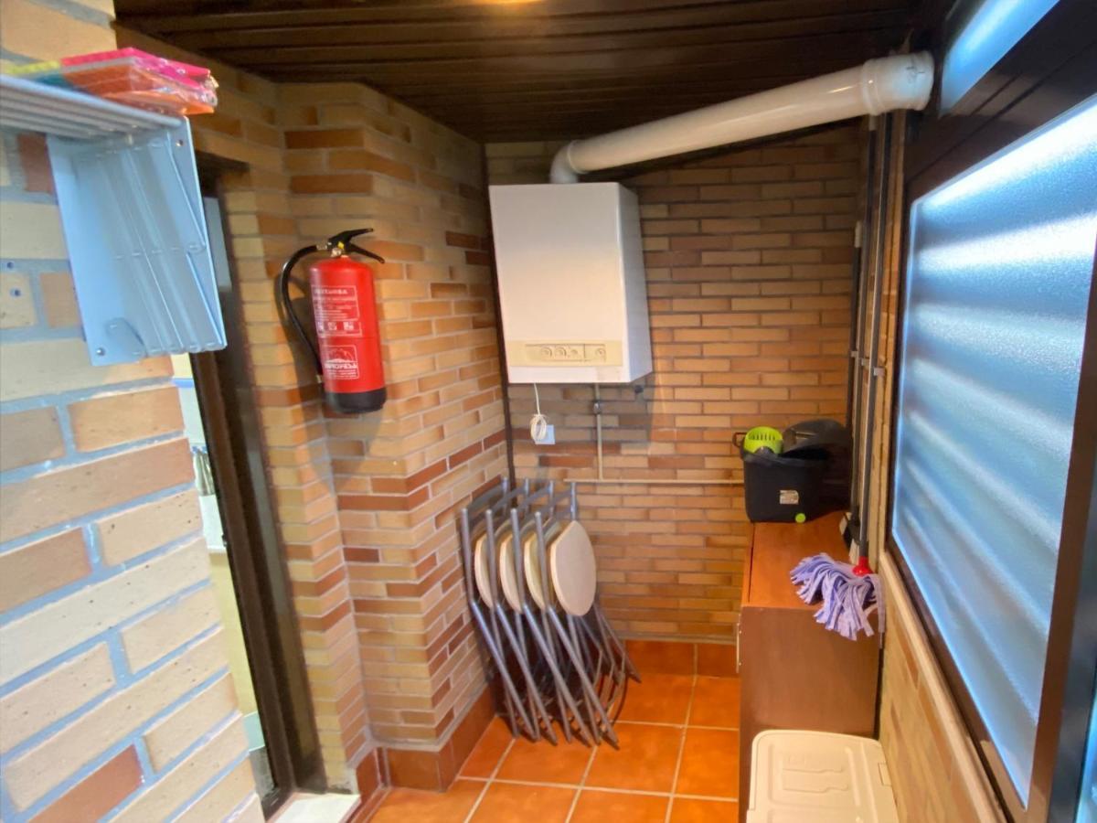 Apartamento Aires De Toledo-parque Warner Y Madrid En Familia *